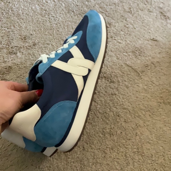 Veronica Beard Women's Penrose Running Sneakers - Picture 5 of 8